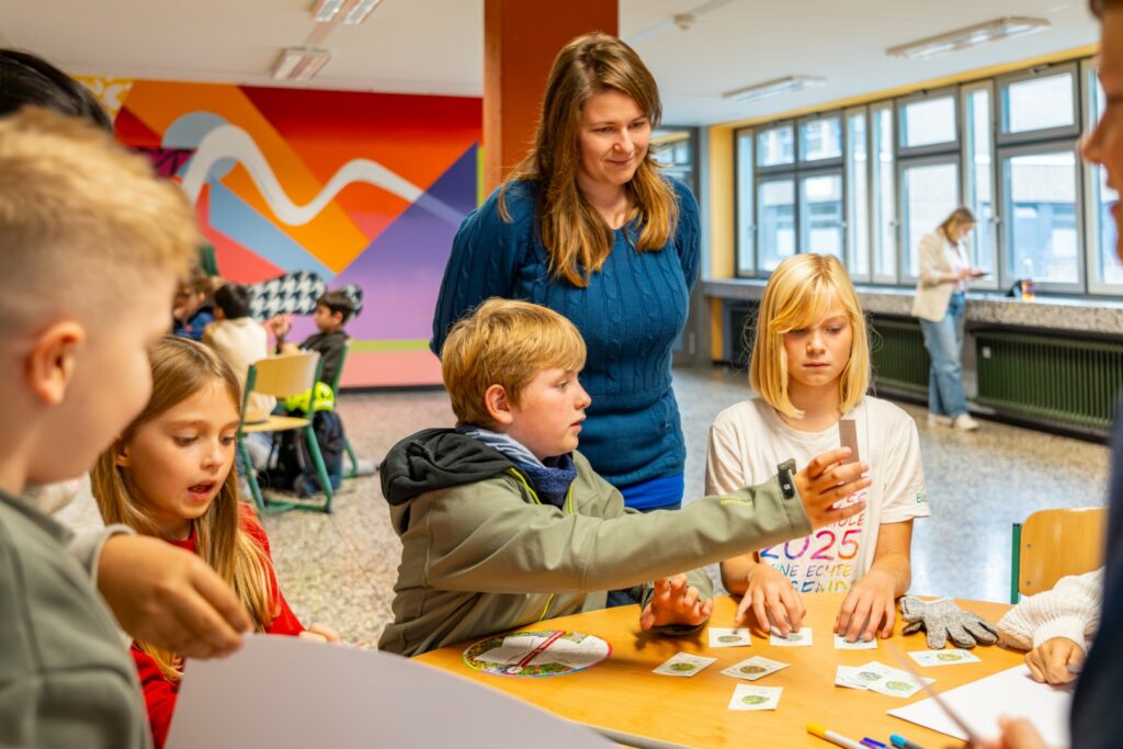 Kinder gestalten den Biegerpark: Pflanzplanung für den Gemeinschaftsgarten